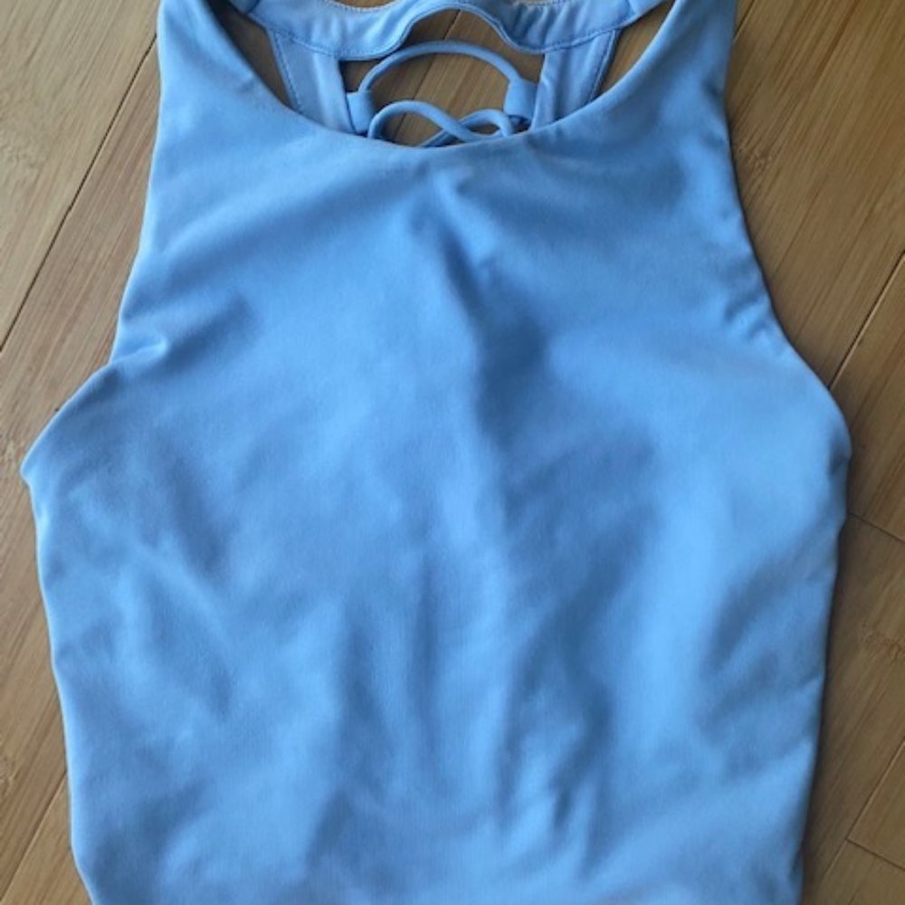 ALO BABY BLUE WOROUT TOP SMALL